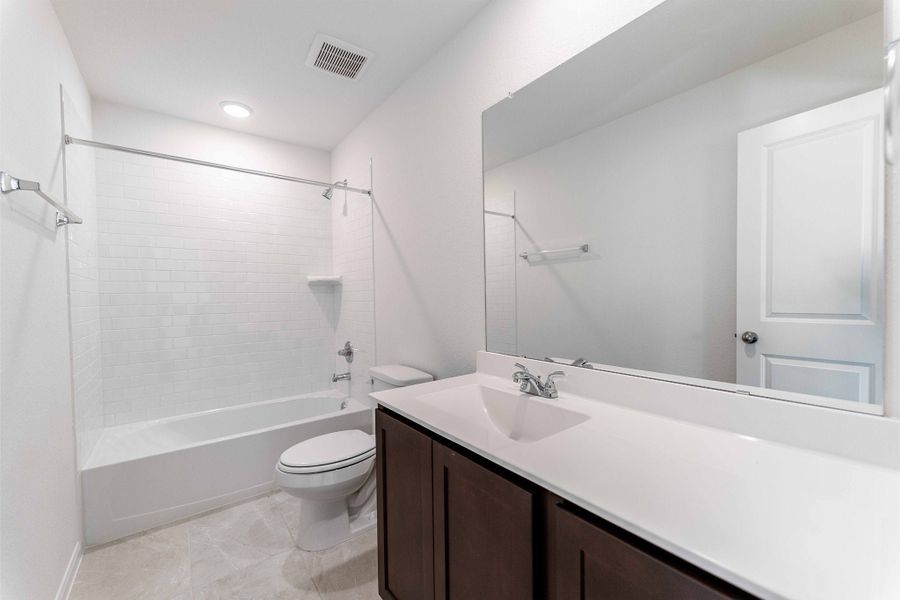 Furnished interior view inside a new home in Cypress Green, Hockley (Image 10).