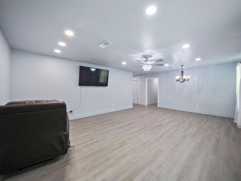 Spacious, unfurnished interior of a new home in , Lufkin (Image 19). Spacious, unfurnished interior of a new home in , Lufkin (Image 19).