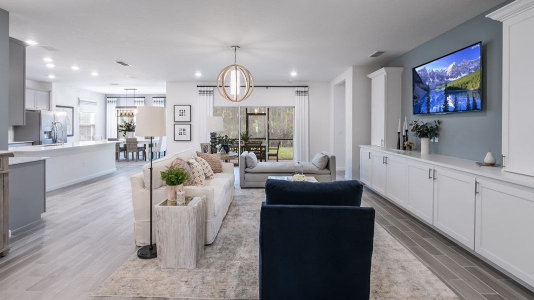 3004 Patriot Family 2of6 F1