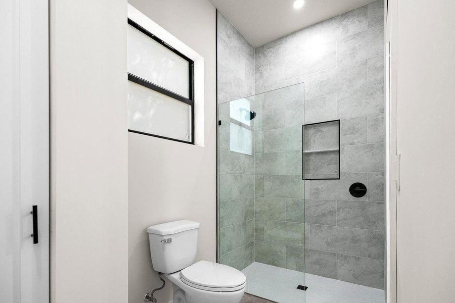 Image 22 of a home in .