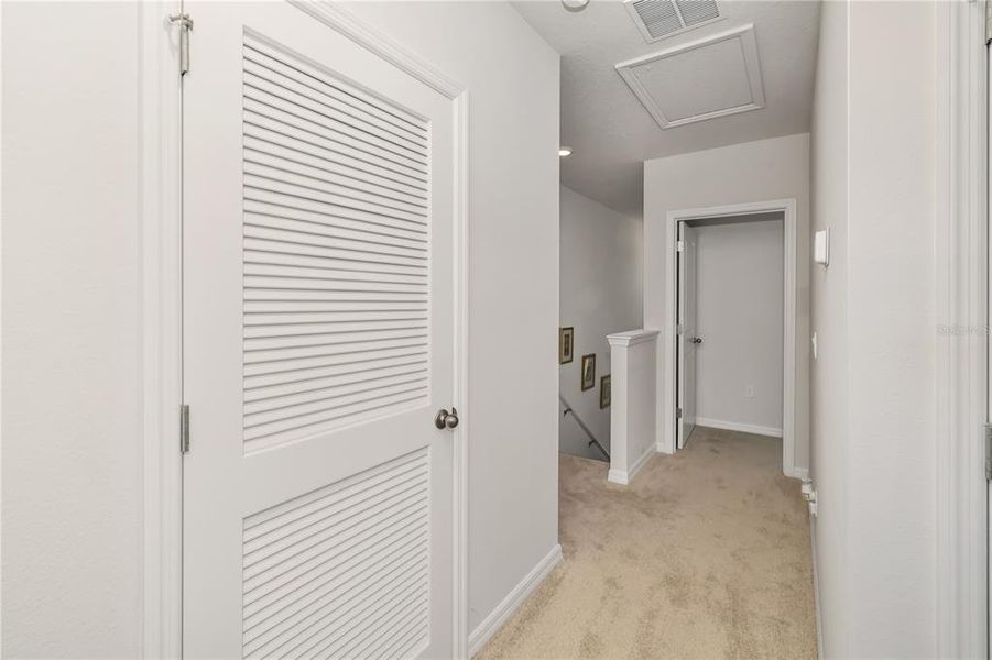 Spacious, unfurnished interior of a new home in , Bradenton (Image 26).
