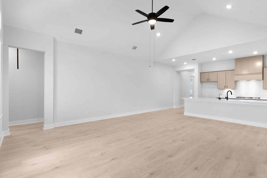 Spacious, unfurnished interior of a new home in The Grove at Blackhawk, Pflugerville (Image 34).