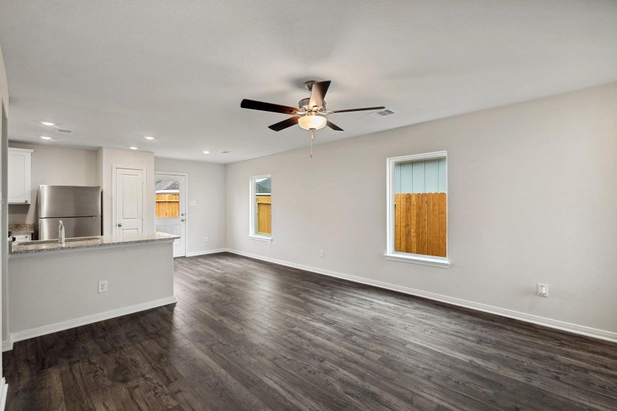 Spacious, unfurnished interior of a new home in Magnolia Woods, Magnolia (Image 17).