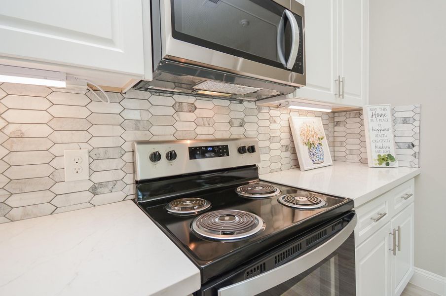 Under cabinet lighting! Under cabinet lighting!