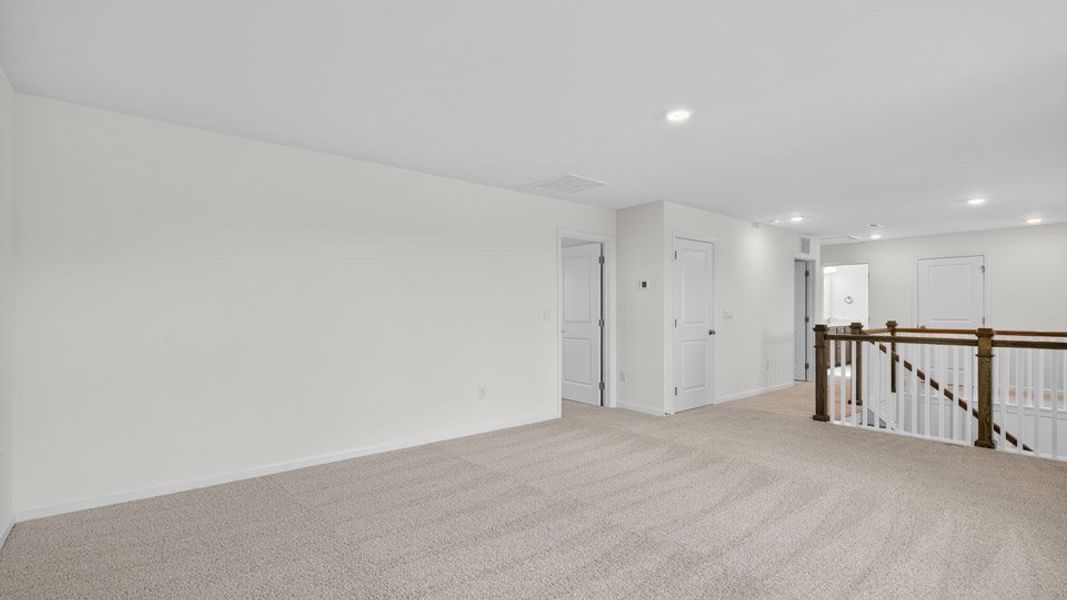 Spacious, unfurnished interior of a new home in Kalas Falls, Wake Forest (Image 14).