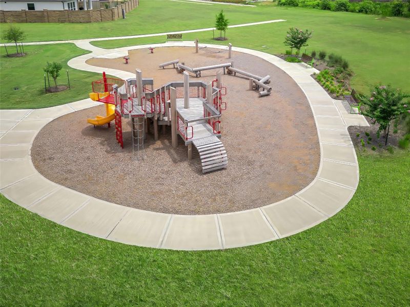 Community amenities in Wood Leaf Reserve, Tomball (Image 12).