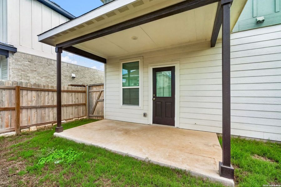 Exterior details and patio area of a home in Corley Farms, Boerne (Image 4).