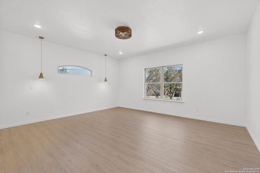 Spacious, unfurnished interior of a new home in , Spring Branch (Image 35).