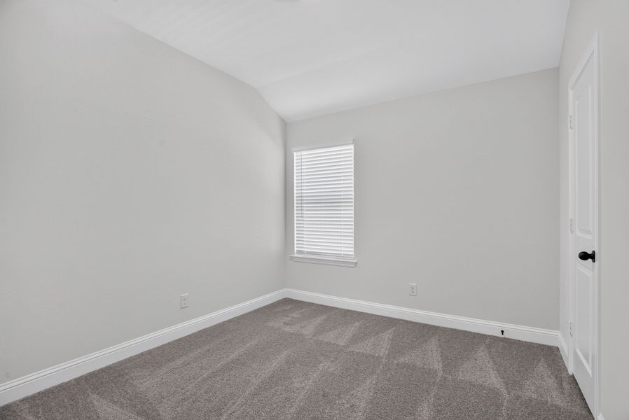 Spacious, unfurnished interior of a new home in Craftsman's Corner, Cleburne (Image 22).