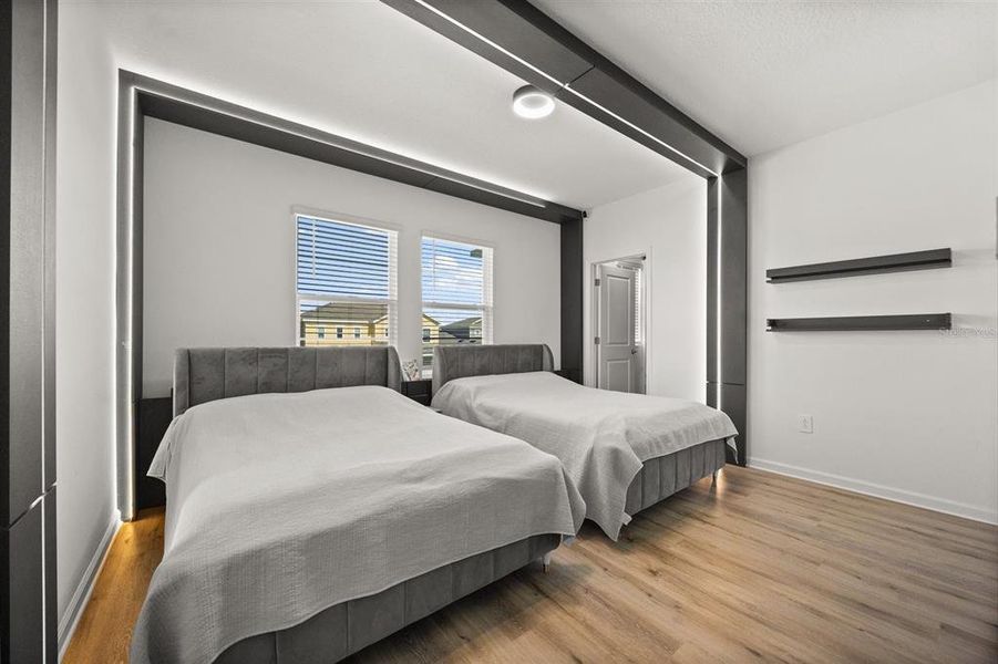 Furnished interior view inside a new home in , Winter Garden (Image 13).