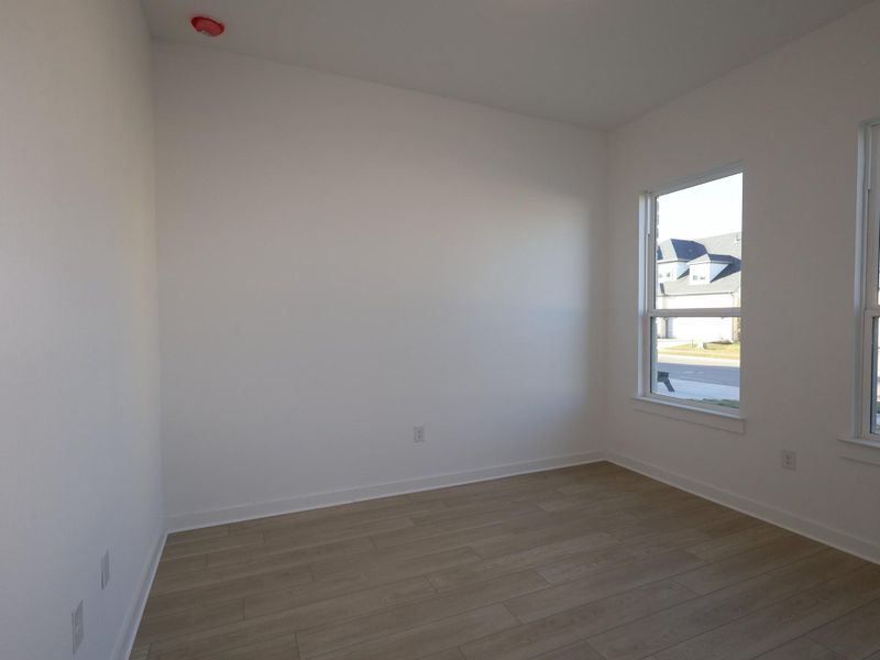 Spacious, unfurnished interior of a new home in Barksdale, Leander (Image 23).