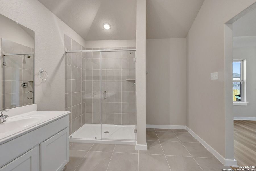 Furnished interior view inside a new home in Winding Brook, San Antonio (Image 11).