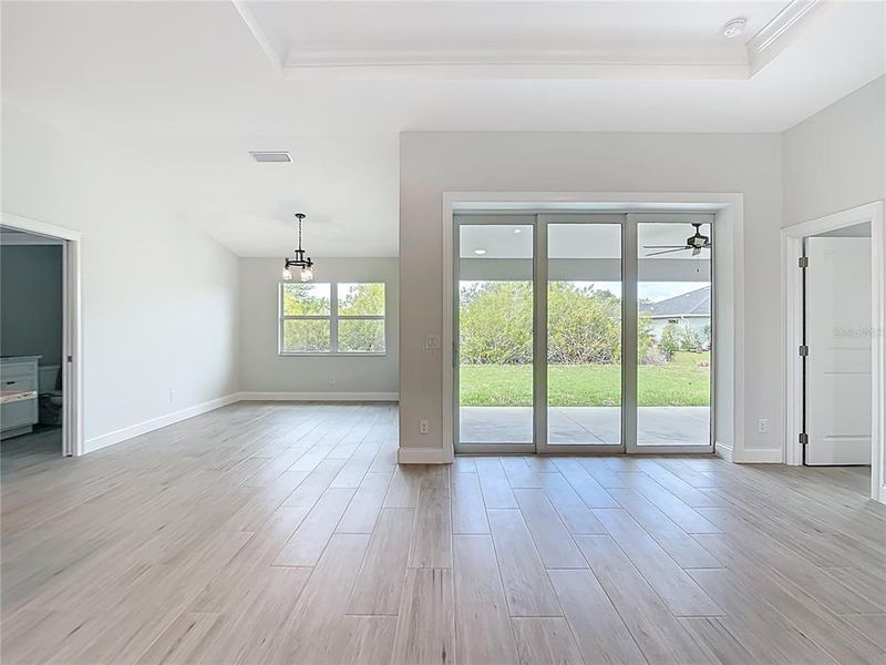 Spacious, unfurnished interior of a new home in , Port Charlotte (Image 26).