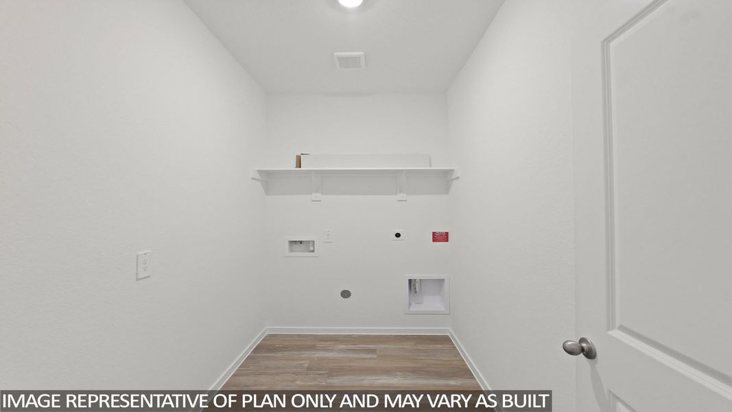 Spacious, unfurnished interior of a new home in Grand Pines, Magnolia (Image 13). Spacious, unfurnished interior of a new home in Grand Pines, Magnolia (Image 13).