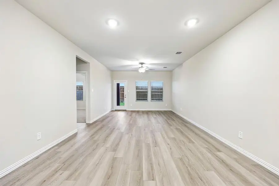 Spacious, unfurnished interior of a new home in Parks at Foster Crossing - Spring Series, Anna (Image 21).