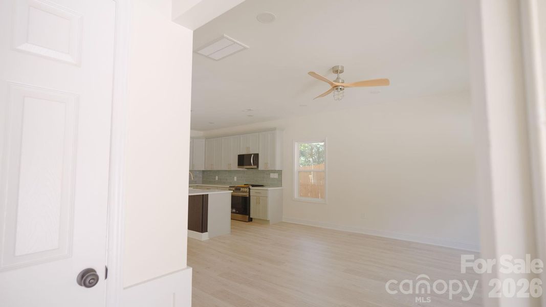 Spacious, unfurnished interior of a new home in , Charlotte (Image 23).