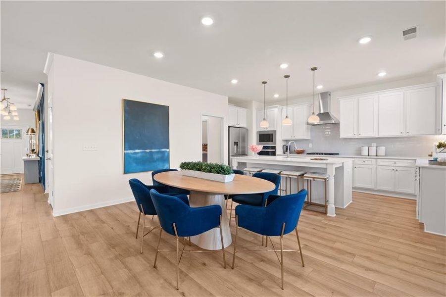 Furnished interior view inside a new home in Abbotts Crossing, Conyers (Image 5).