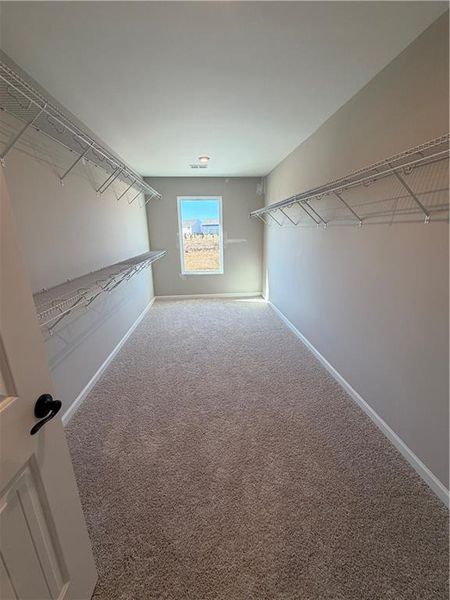 Spacious, unfurnished interior of a new home in Twin Lakes, Hoschton (Image 4).