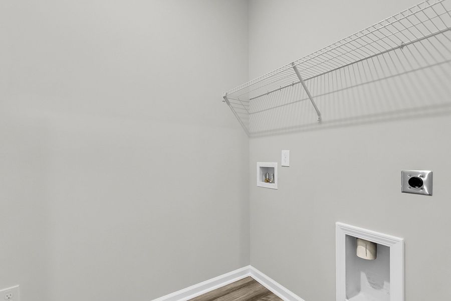 Spacious, unfurnished interior of a new home in Fairway Woods at Wyboo, Manning (Image 30).