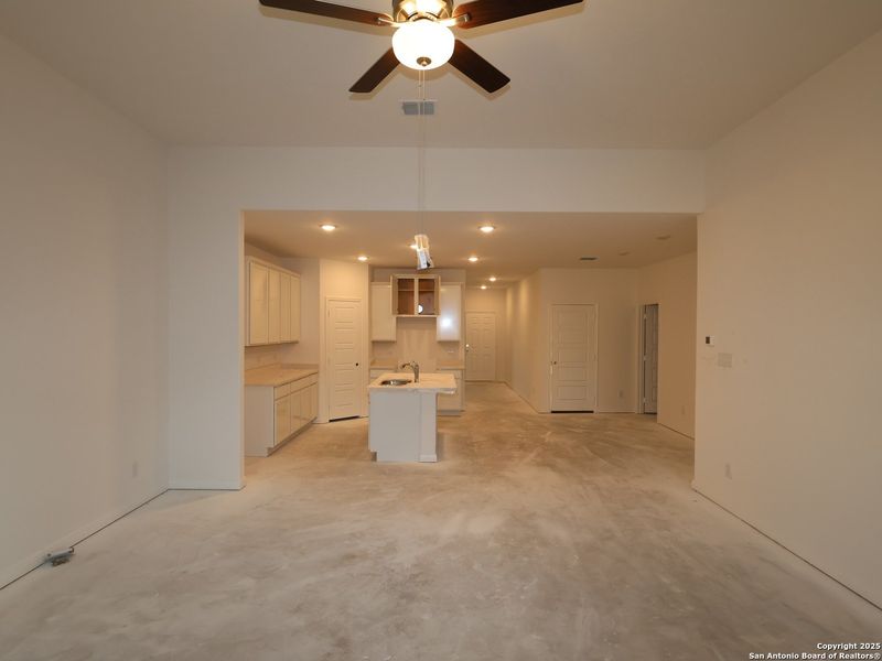 Image 30 of a home in Greenspoint Heights.