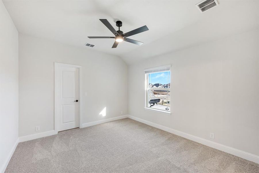 Spacious, unfurnished interior of a new home in Devonshire Classic 60-65, Forney (Image 20). Spacious, unfurnished interior of a new home in Devonshire Classic 60-65, Forney (Image 20).