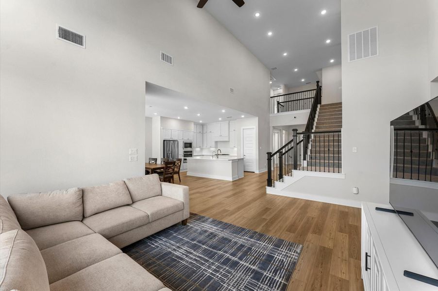 Furnished interior view inside a new home in Cross Creek Ranch, Fulshear (Image 9).