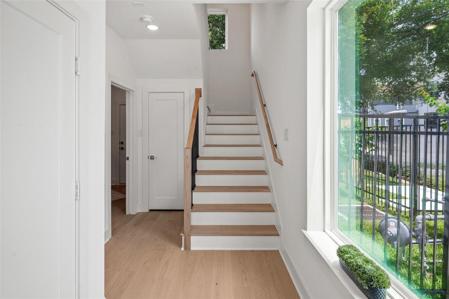 You will love this light-filled foyer.  An ensuite bedroom is just to the left along side an ample sized coat closet.