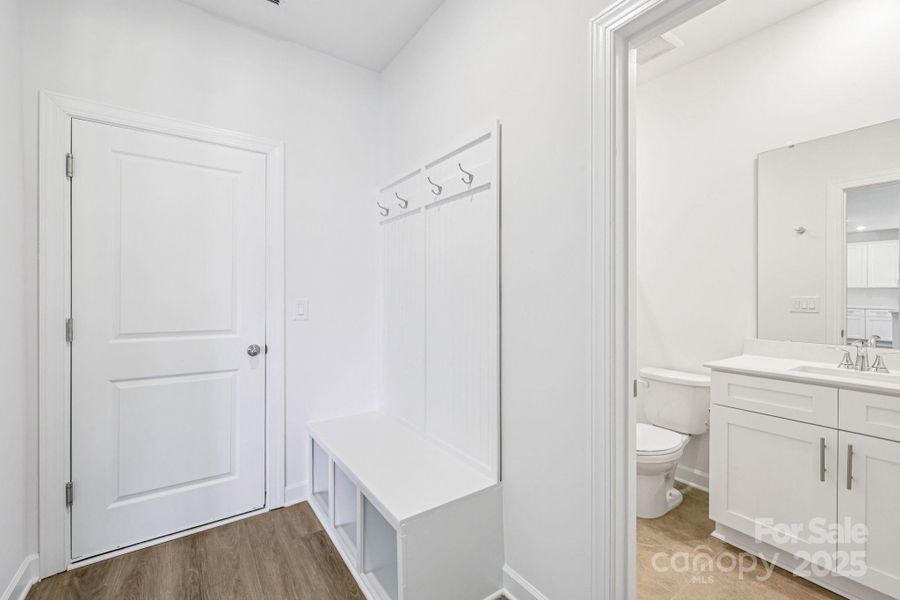 Image 25 of a home in Nelson's Creek. Image 25 of a home in Nelson's Creek.