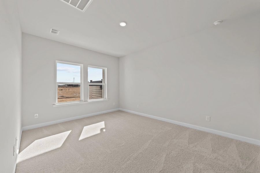 Spacious, unfurnished interior of a new home in Blue Heron Retreat: Villas, Little River (Image 19).