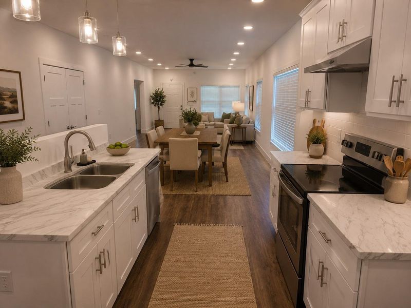Kitchen (staged) Kitchen (staged)