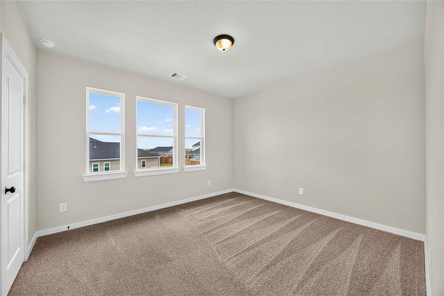 Spacious, unfurnished interior of a new home in La Segarra 40', Brookshire (Image 31). Spacious, unfurnished interior of a new home in La Segarra 40', Brookshire (Image 31).