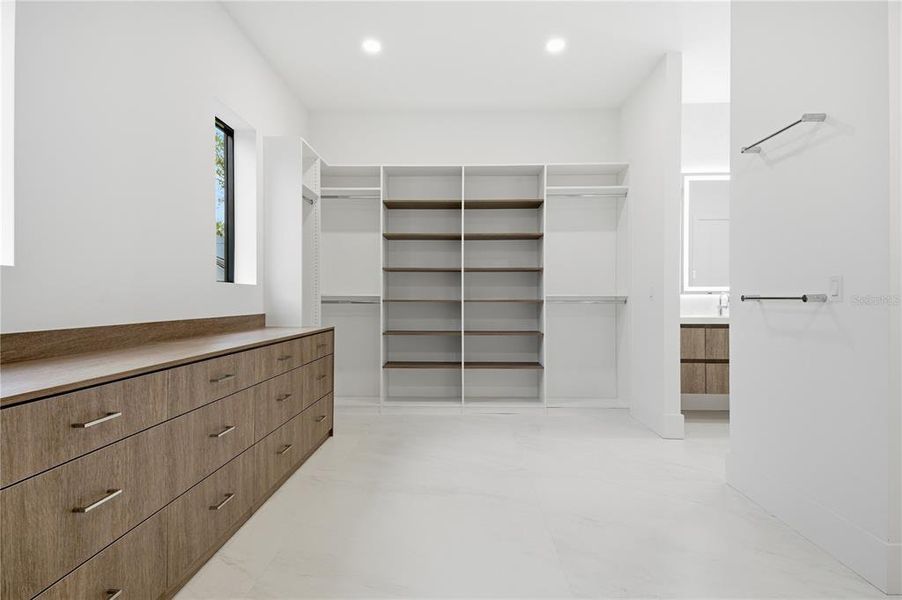 Furnished interior view inside a new home in , Tampa (Image 33).