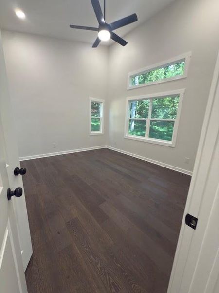 Spacious, unfurnished interior of a new home in , Ellijay (Image 14).