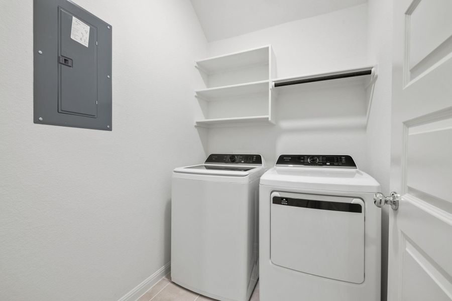 Furnished interior view inside a new home in Trinity Ranch, Elgin (Image 14).