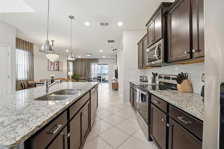 Furnished interior view inside a new home in , Clermont (Image 11).