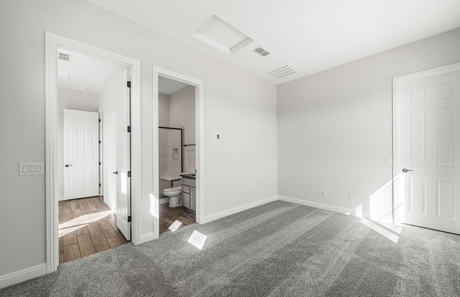 Spacious, unfurnished interior of a new home in Artisan at Asante, Surprise (Image 26). Spacious, unfurnished interior of a new home in Artisan at Asante, Surprise (Image 26).
