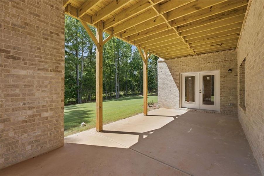 Exterior details and patio area of a home in , Jefferson (Image 42).
