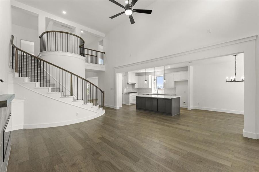 Furnished interior view inside a new home in Inspiration, Seis Lagos (Image 11). Furnished interior view inside a new home in Inspiration, Seis Lagos (Image 11).