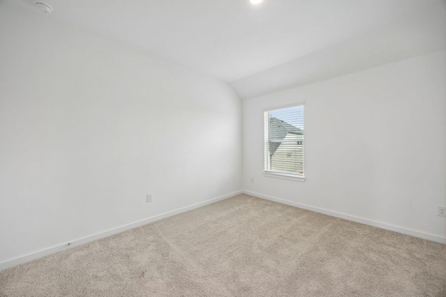 Spacious, unfurnished interior of a new home in Windcress, Cove (Image 33).