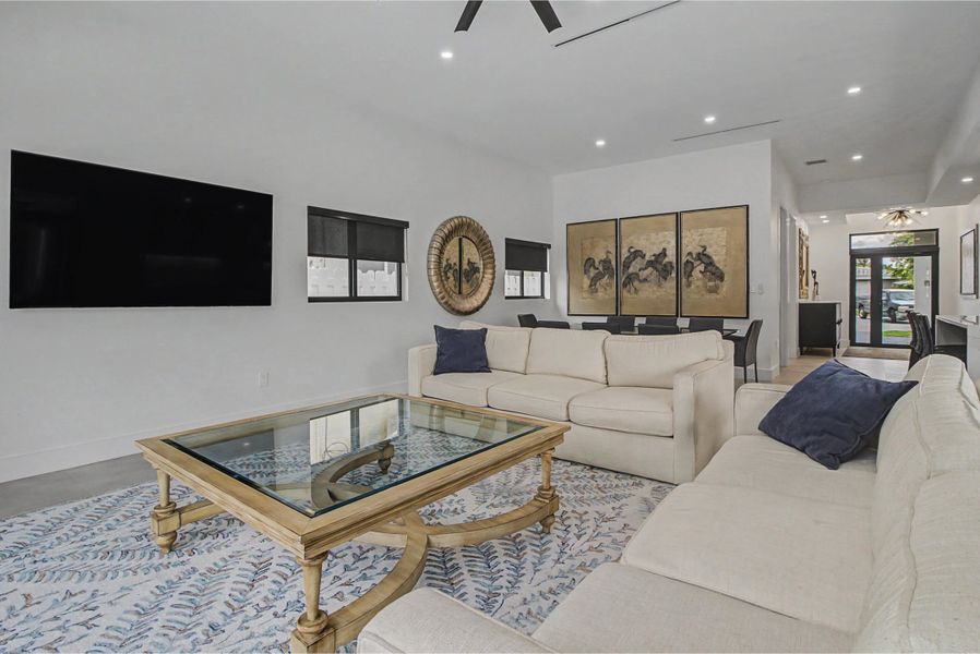 accutour_2634 se 14th st-024