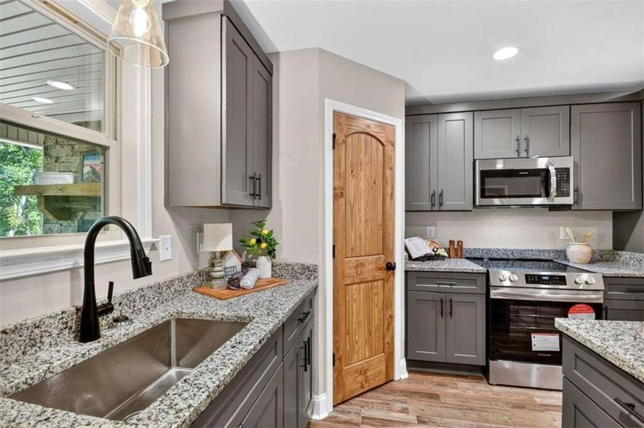 Furnished interior view inside a new home in , Ellijay (Image 6).