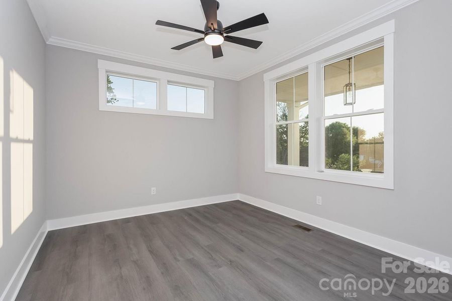 Spacious, unfurnished interior of a new home in , Kings Mountain (Image 16).