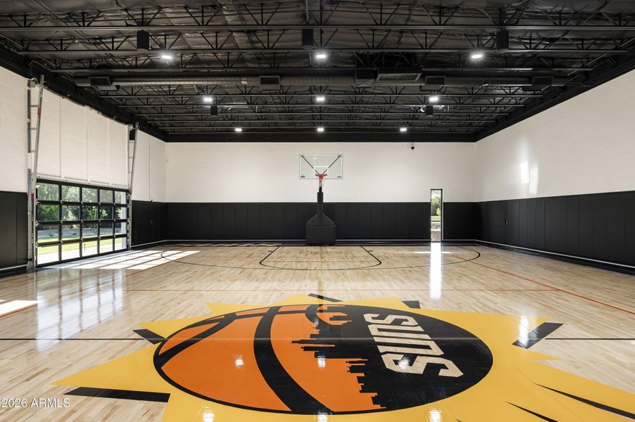 023_Indoor Basketball Gym