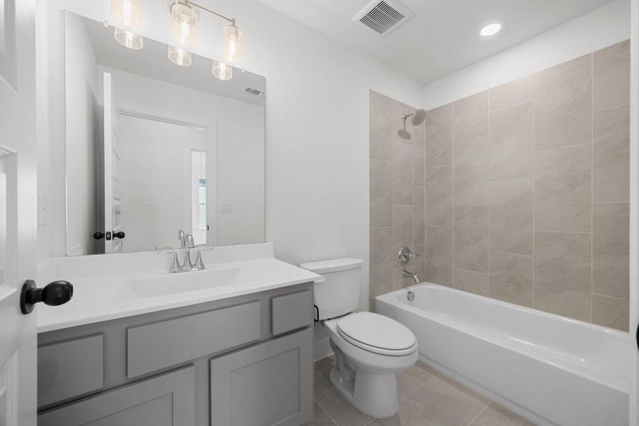 Furnished interior view inside a new home in Nolina, Georgetown (Image 10).