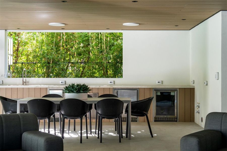 Community amenities in , Miami (Image 39).