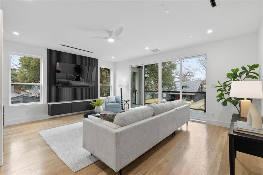 Gameroom/2nd Living Upstairs