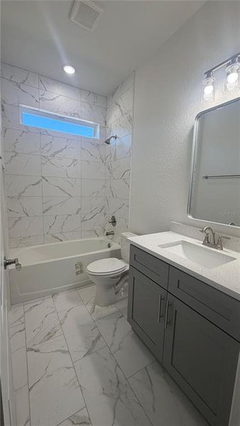 Furnished interior view inside a new home in , Citrus Springs (Image 11).