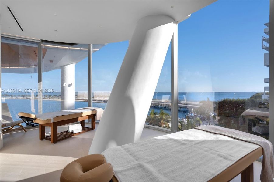 Condo located in Miami, FL showcasing its design and architecture (Image 39). Condo located in Miami, FL showcasing its design and architecture (Image 39).