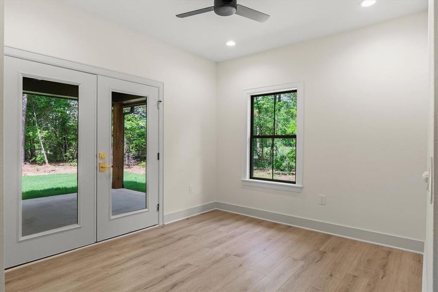 Spacious, unfurnished interior of a new home in , Grand Saline (Image 24).