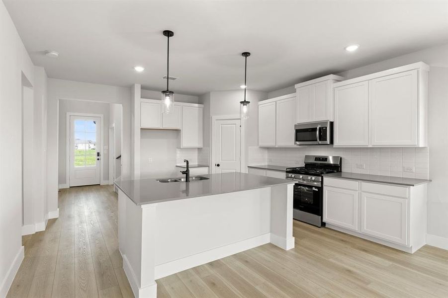 Furnished interior view inside a new home in Las Lomas, Forney (Image 8). Furnished interior view inside a new home in Las Lomas, Forney (Image 8).